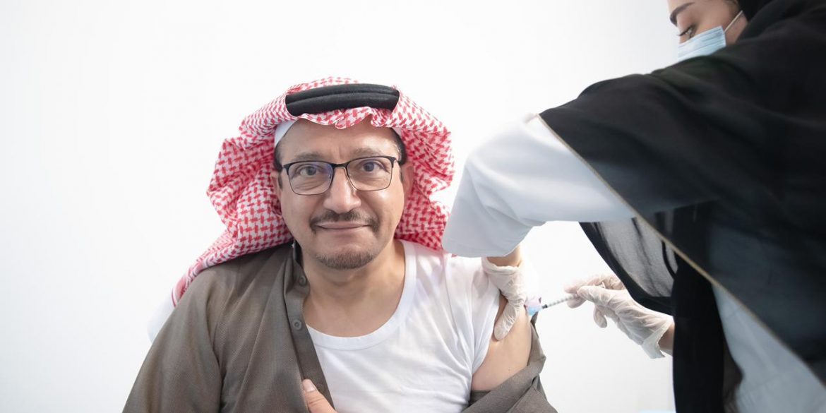 ÙˆØ¬Ù‡ ÙˆØ²ÙŠØ± Ø§Ù„ØªØ¹Ù„ÙŠÙ… Ø§Ù„Ø¯ÙƒØªÙˆØ± Ø­Ù…Ø¯ Ø¨Ù† Ù…Ø­Ù…Ø¯ Ø¢Ù„ Ø§Ù„Ø´ÙŠØ® Ø§Ù„ÙŠÙˆÙ… Ø§Ù„Ø«Ù„Ø§Ø«Ø§Ø¡ Ø¨Ø¥Ø¹Ø¯Ø§Ø¯ Ø®Ø·Ø© Ø²Ù…Ù†ÙŠØ© Ù„Ø£Ø®Ø° Ù„Ù‚Ø§Ø­ ÙÙŠØ±ÙˆØ³ ÙƒÙˆØ±ÙˆÙ†Ø§ Ù„Ù…Ù†Ø³ÙˆØ¨ÙŠ Ø§Ù„ØªØ¹Ù„ÙŠÙ… ÙˆØ§Ø³ØªÙƒÙ…Ø§Ù„ Ø°Ù„Ùƒ Ù‚Ø¨Ù„ Ø¨Ø¯Ø¡ Ø§Ù„Ø¹Ø§Ù… Ø§Ù„Ø¯Ø±Ø§Ø³ÙŠ Ø§Ù„Ù…Ù‚Ø¨Ù„ 1443Ù‡Ù€ Ù„Ù„Ø¹ÙˆØ¯Ø© Ø¥Ù„Ù‰ Ø§Ù„Ø­ÙŠØ§Ø© Ø§Ù„Ø·Ø¨ÙŠØ¹ÙŠØ© ÙˆØ§Ù†ØªØ¸Ø§Ù…