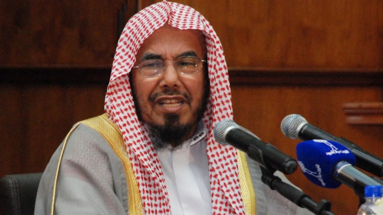 الشيخ المطلق: منصة "إحسان" آمنة وموثوقة لاستخراج الهدي ...